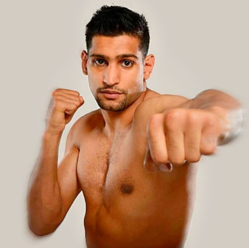 Boxerul Amir Khan a fost suspendat doi ani pentru dopaj, după ce se retrăsese din activitate!_2