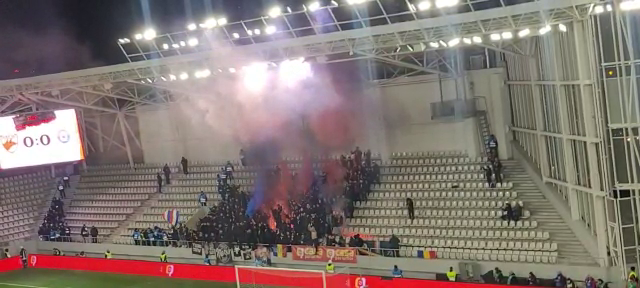 Atmosferă „incendiară” la Dinamo - Oțelul Galați! Fanii fac spectacol în tribune_3