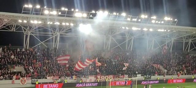 Atmosferă „incendiară” la Dinamo - Oțelul Galați! Fanii fac spectacol în tribune_23