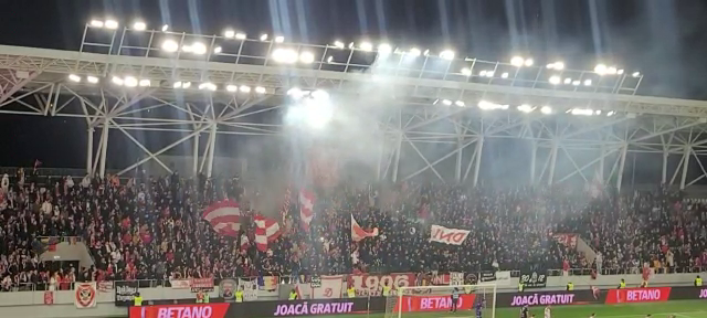 Atmosferă „incendiară” la Dinamo - Oțelul Galați! Fanii fac spectacol în tribune_27