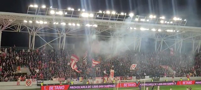 Atmosferă „incendiară” la Dinamo - Oțelul Galați! Fanii fac spectacol în tribune_36
