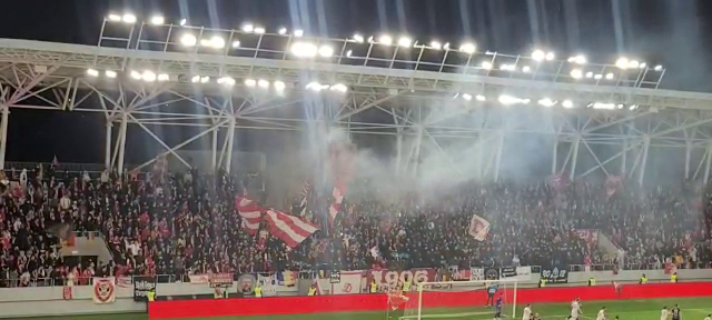 Atmosferă „incendiară” la Dinamo - Oțelul Galați! Fanii fac spectacol în tribune_38
