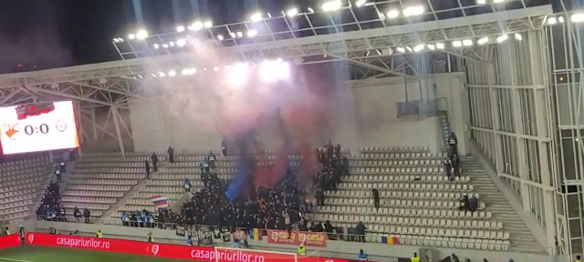 Atmosferă „incendiară” la Dinamo - Oțelul Galați! Fanii fac spectacol în tribune_7