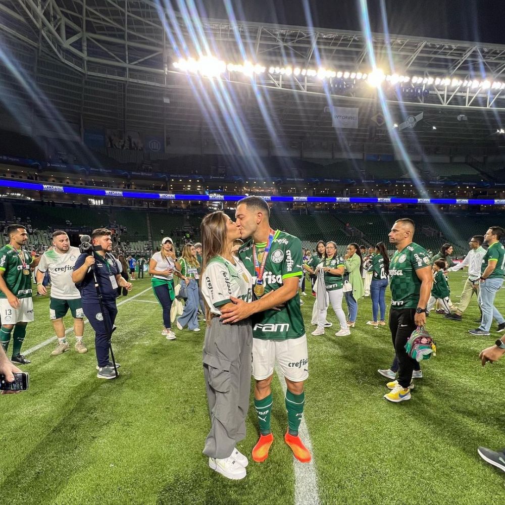 A fost curtată de Neymar, dar a ales alt fotbalist! Keyt Alves strălucește alături de iubitul ei _45