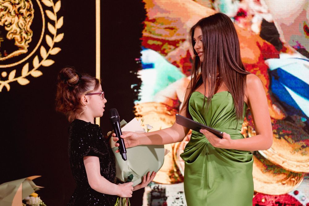 Kassandra Rotariu, fiica lui Iosif Rotariu, premiată la Gala Promisiunea_1
