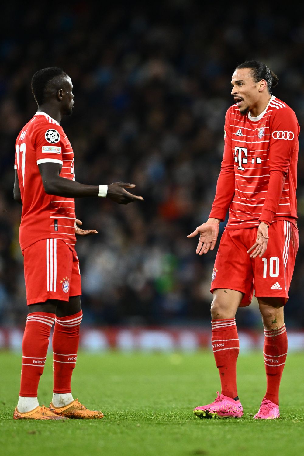 Bătaie în vestiarul lui Bayern după meciul cu City: Sadio Mane l-ar fi lovit în față pe Leroy Sane_7