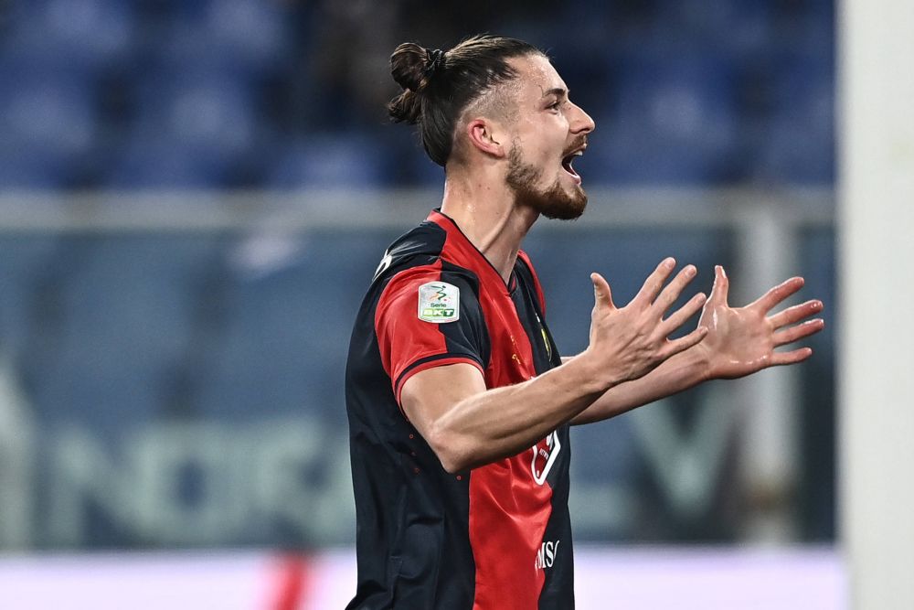 Radu Drăgușin, gol de generic în Serie B. A ajuns la a patra reușită pentru Genoa în ultimele două luni_1