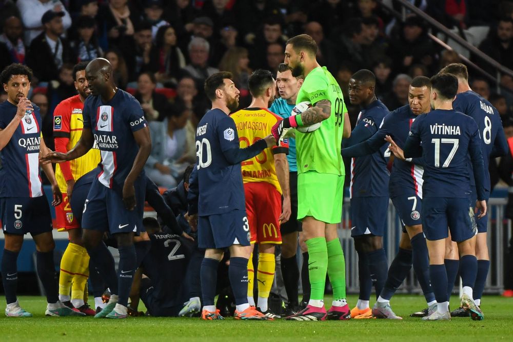 Victorie fără probleme pentru PSG cu Lens după ce oaspeții au rămas în inferioritate! Messi și Mbappe au marcat _7