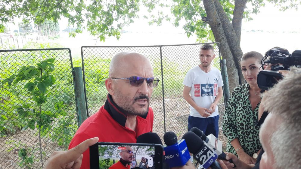 "Dar eu sunt un tip puternic!" Ce a trăit Adrian Mititelu Jr când tatăl său, patronul de la FCU Craiova, se afla în închisoare_5