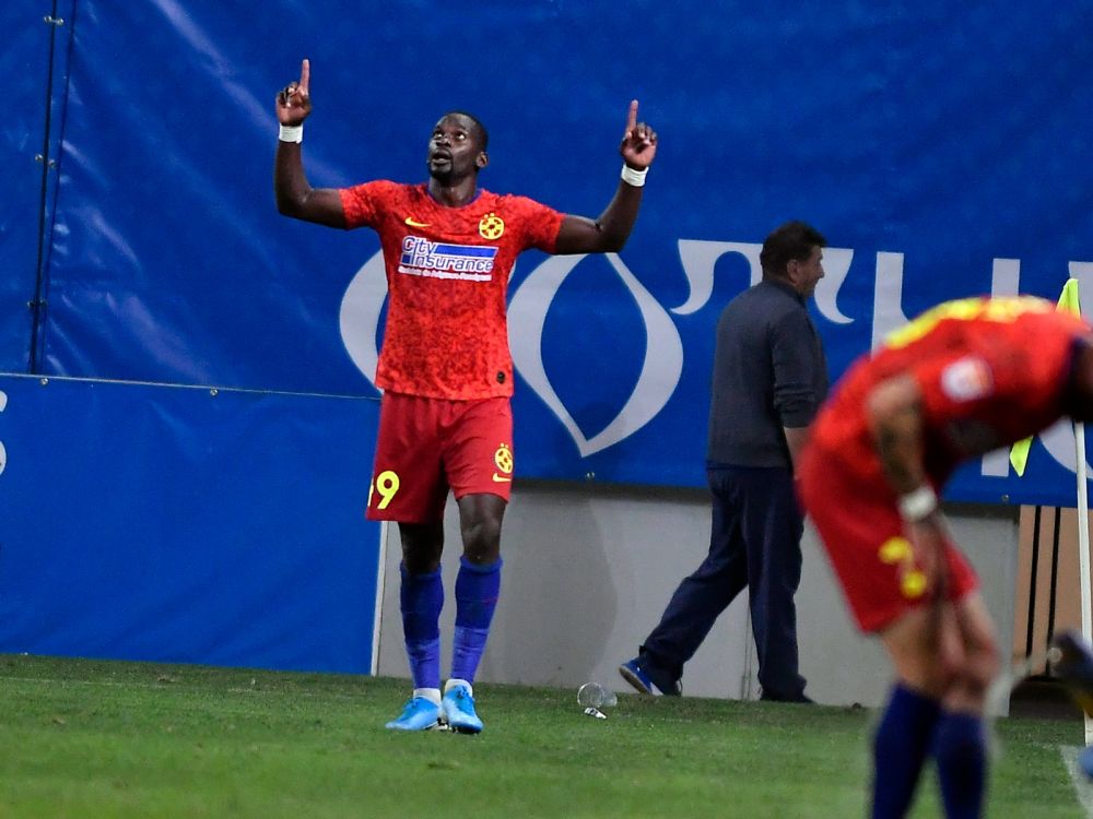 Ce face acum Tsoumou, atacantul congolez care a înscris un singur gol în șase luni la FCSB_8
