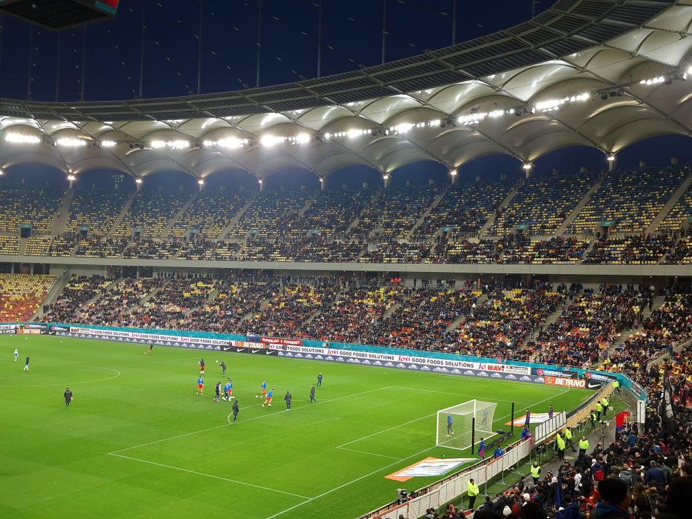 Banner exploziv îndreptat de fanii FCSB către CSA Steaua_1