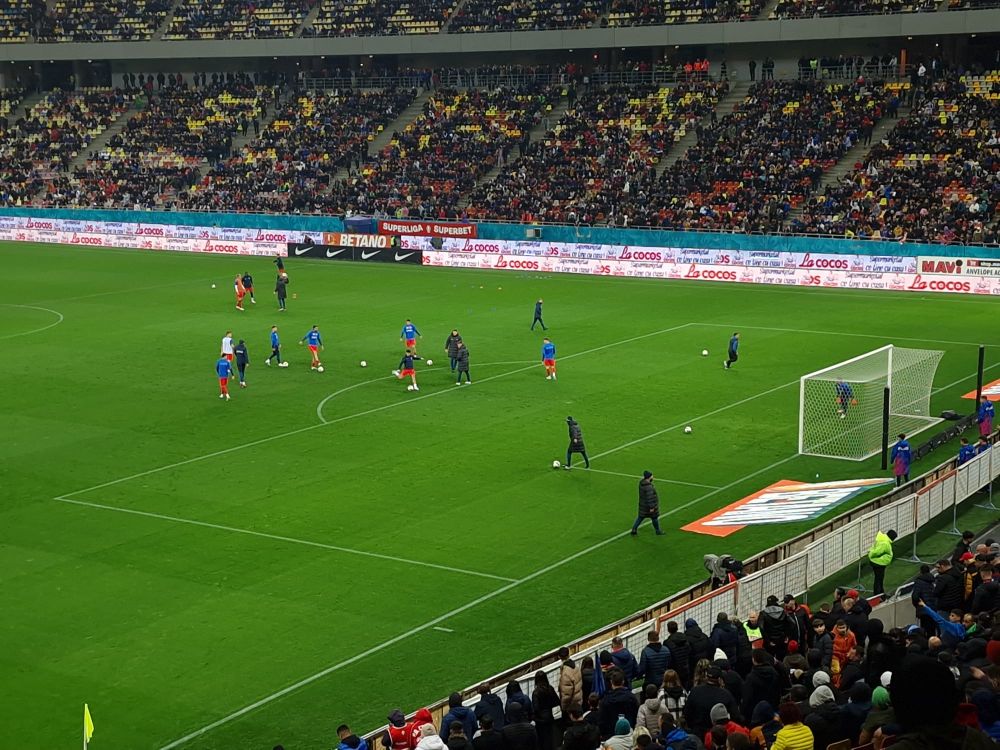 Banner exploziv îndreptat de fanii FCSB către CSA Steaua_12
