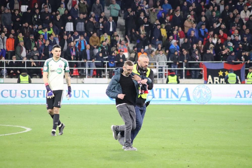 Jandarmeria a tăiat în carne vie după incidentele de la Steaua - Dinamo! Fani interziși pe stadion + amendă pentru CSA Steaua_5