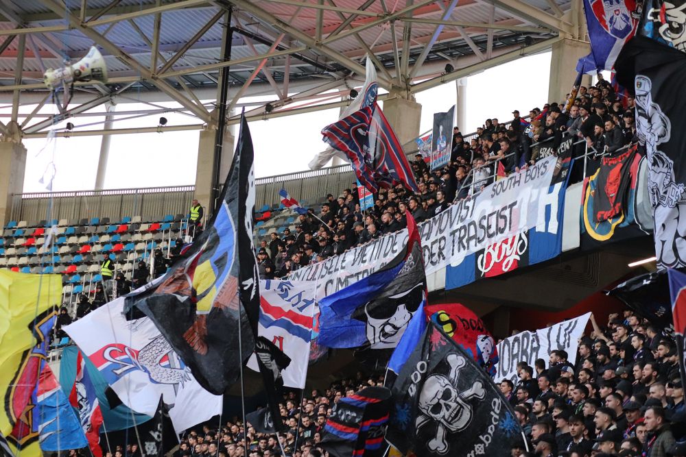 Duel colosal între galerii la Steaua - Dinamo! Sute de bannere, coregrafii, torțe și spectacol în tribune_29