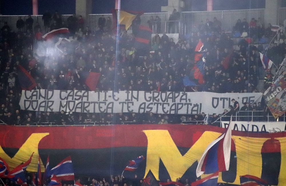 Duel colosal între galerii la Steaua - Dinamo! Sute de bannere, coregrafii, torțe și spectacol în tribune_50