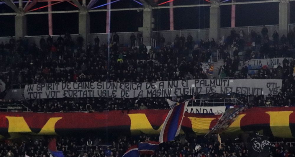 Duel colosal între galerii la Steaua - Dinamo! Sute de bannere, coregrafii, torțe și spectacol în tribune_74