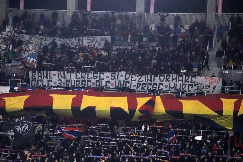 Duel colosal între galerii la Steaua - Dinamo! Sute de bannere, coregrafii, torțe și spectacol în tribune_80
