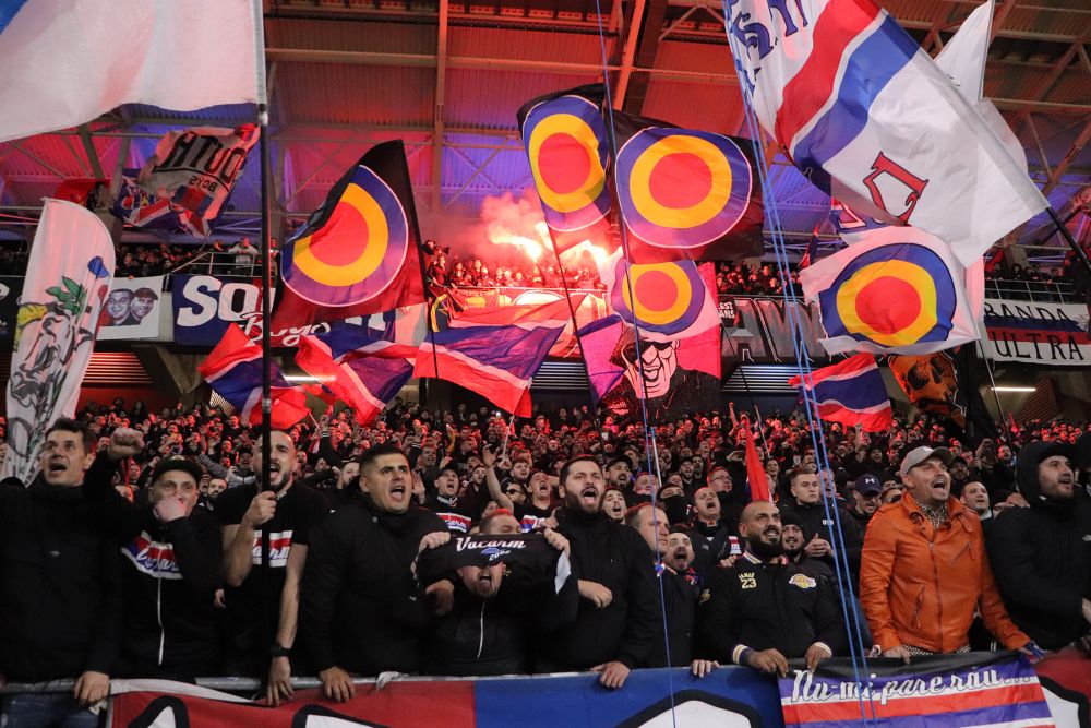 Duel colosal între galerii la Steaua - Dinamo! Sute de bannere, coregrafii, torțe și spectacol în tribune_100