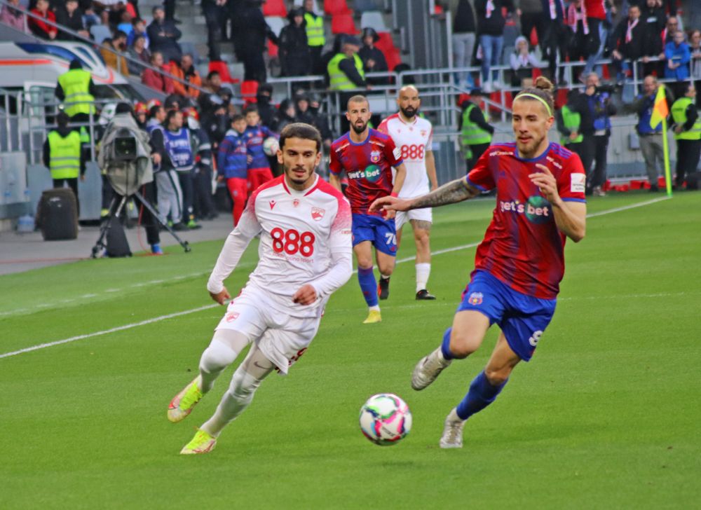 Fotografii de la derby-ul Steaua - Dinamo. Nervi pe teren, spectacol în tribune_32