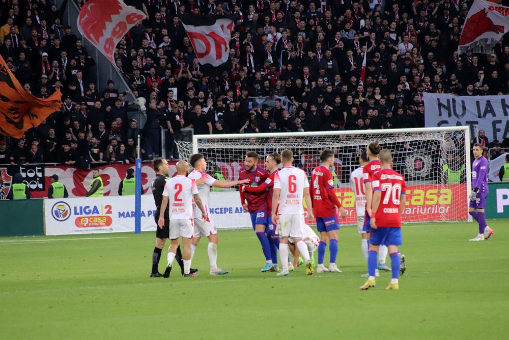Fotografii de la derby-ul Steaua - Dinamo. Nervi pe teren, spectacol în tribune_42