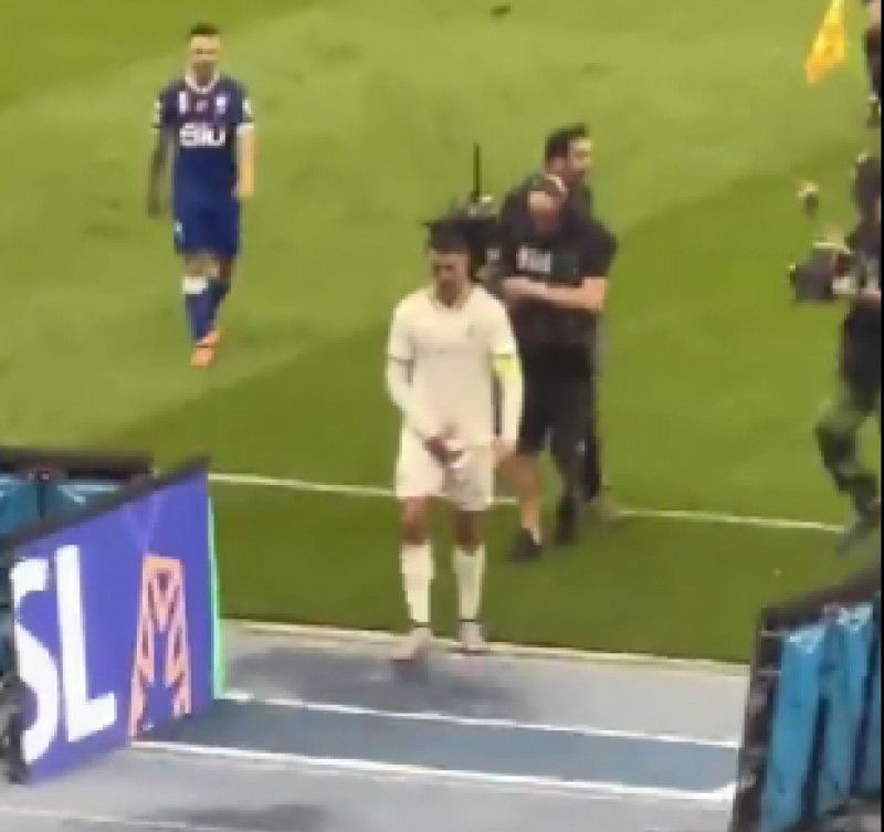 Fanii cer expulzarea lui Ronaldo! Gestul grosolan făcut în timpul Ramadanului, considerat ofensator. Ce spune Al-Nassr_3