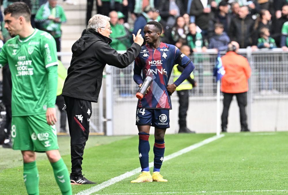 Șah-mat à la Laszlo Boloni! FC Metz i-a dat 3 goluri într-un sfert de oră celei mai galonate echipe din Franța și a urcat pe loc de promovare în Ligue 1_3