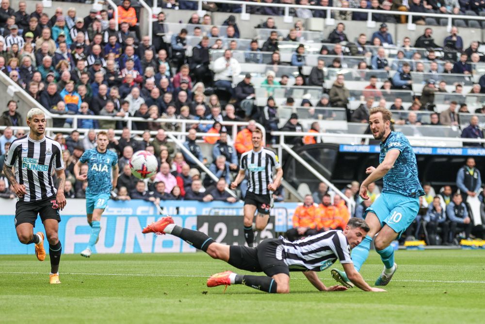 Un gol la patru minute! Dezastru pentru Tottenham în meciul cu Newcastle: era 5-0 din minutul 21! Cât s-a terminat _4
