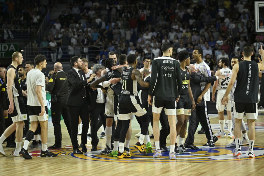 Bătaie ca-n Vestul Sălbatic! Jucătorii de la Partizan Belgrad, primiți ca niște eroi după incidentele violente de la Madrid_3