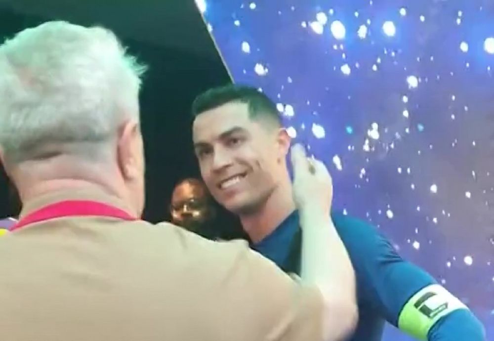 Cristiano Ronaldo i-a oferit tricoul său lui Marius Șumudică_14