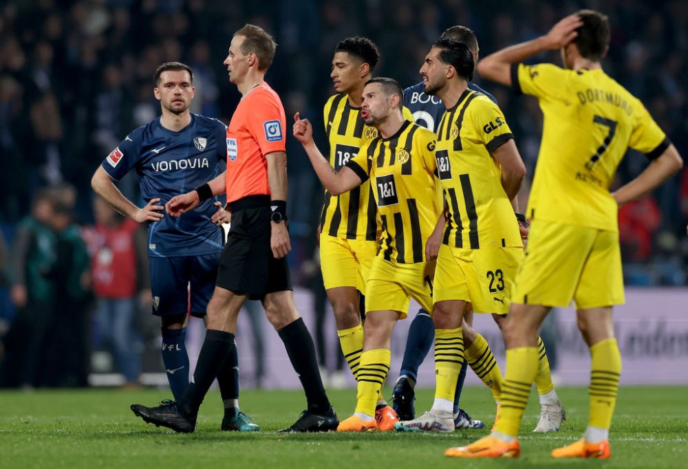 Arbitrul care și-a recunoscut greșeala din meciul lui Dortmund a ajuns sub protecția poliției. Detalii incredibile_4
