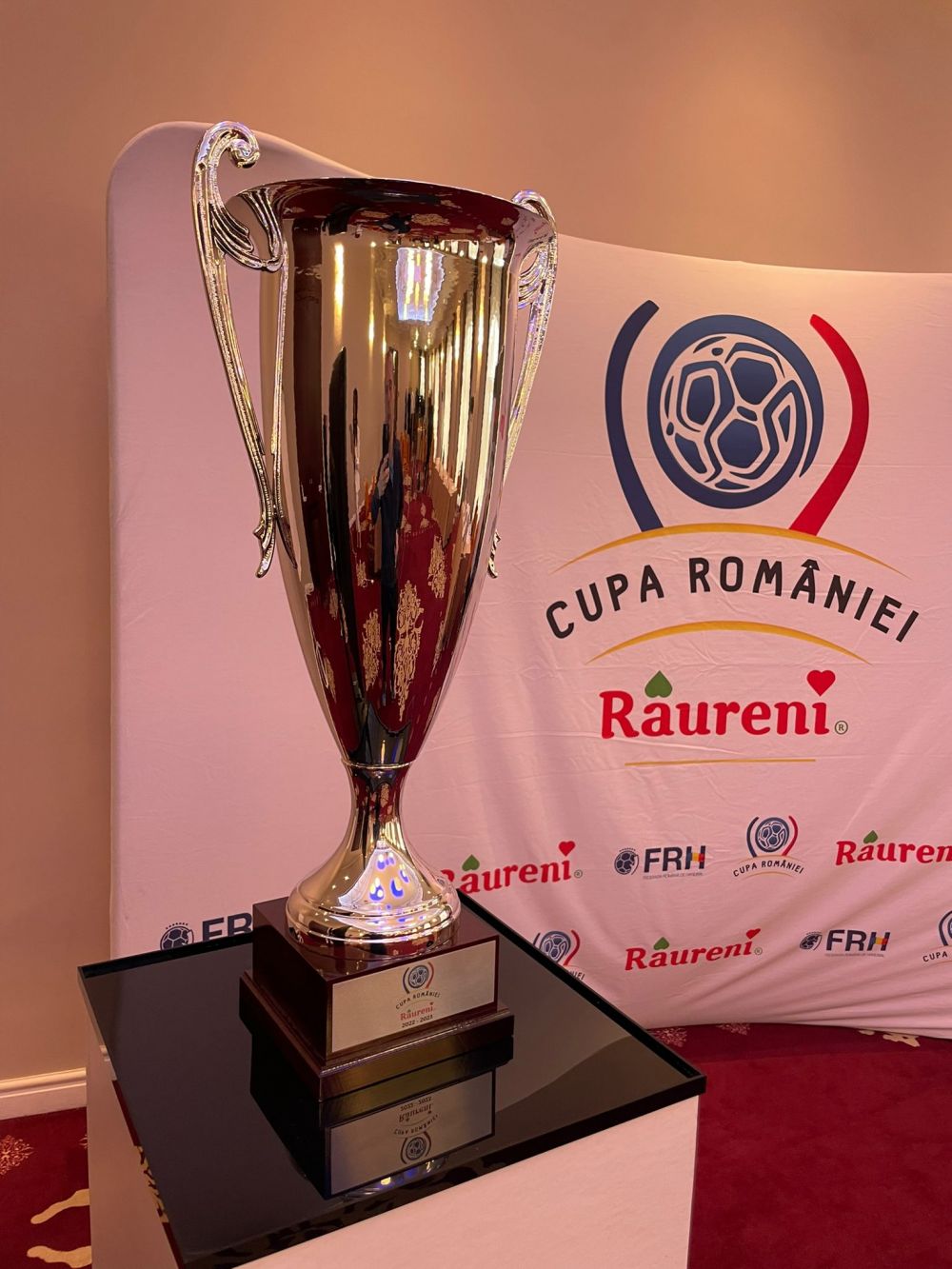 S-au stabilit semfinalele Final Four-ului Cupei României la handbal masculin. Tragerea la sorți a fost în direct pe Sport.ro _6