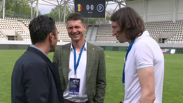 Cu ce fotbalist a fost surprins Elias Charalambous stând de vorbă la Gala Mihai Neșu (LIVE pe Pro Arena & VOYO, ora 18:00)_32