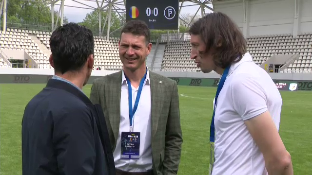 Cu ce fotbalist a fost surprins Elias Charalambous stând de vorbă la Gala Mihai Neșu (LIVE pe Pro Arena & VOYO, ora 18:00)_35