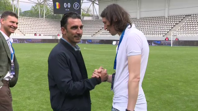 Cu ce fotbalist a fost surprins Elias Charalambous stând de vorbă la Gala Mihai Neșu (LIVE pe Pro Arena & VOYO, ora 18:00)_6