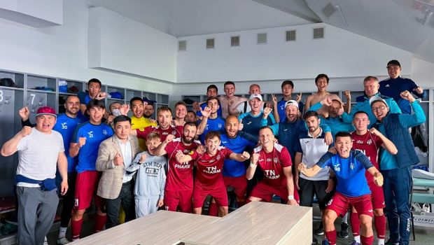 
	Fotbal sau handbal? Cât a putut să se termine un meci din Kazahstan. A fost show total

