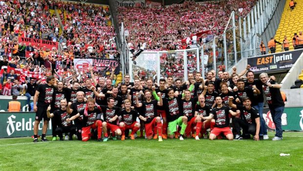
	Un club german vrea să lase intrarea gratuită pe stadion, începând cu sezonul următor. &quot;Fotbalul e pentru toți!&quot;

