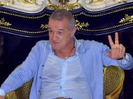 
	&bdquo;M-a sunat: 'Cum facem să vină mâine la antrenament?'&rdquo; Gigi Becali, refuzat de antrenorul pe care a vrut să îl ia de urgență la FCSB&nbsp;
