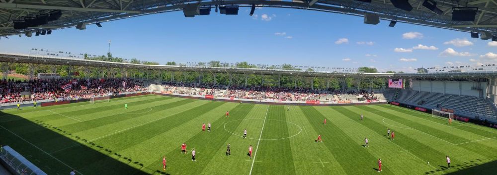 Cum arată tribunele stadionului ”Arcul de Triumf”, la ora meciului Dinamo - Unirea Dej_4