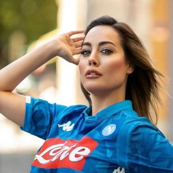 Sexy-fana lui Napoli, în lacrimi după câștigarea titlului în Serie A: „Vreau să sărbătoresc mai îndrăzneț!”_71