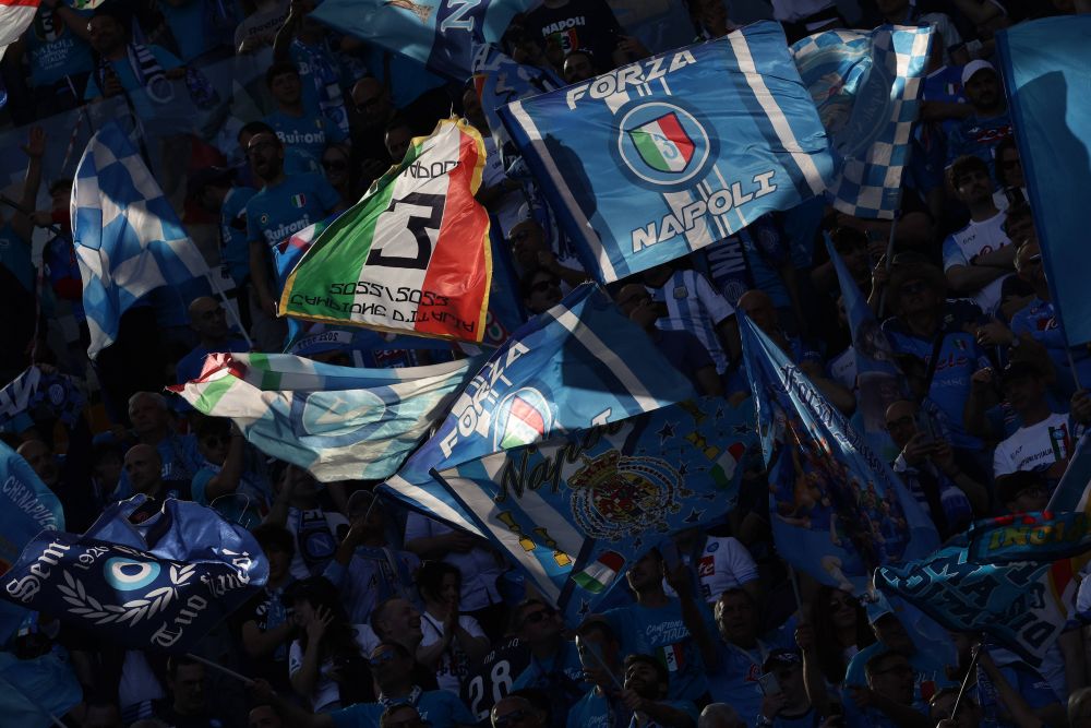 Motivul pentru care fanii lui Napoli au afișat celebrul ”Scudetto” invers: ”Nu simte că aparține Italiei”_1