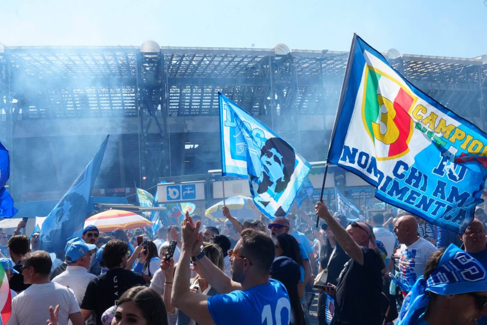 Motivul pentru care fanii lui Napoli au afișat celebrul ”Scudetto” invers: ”Nu simte că aparține Italiei”_10