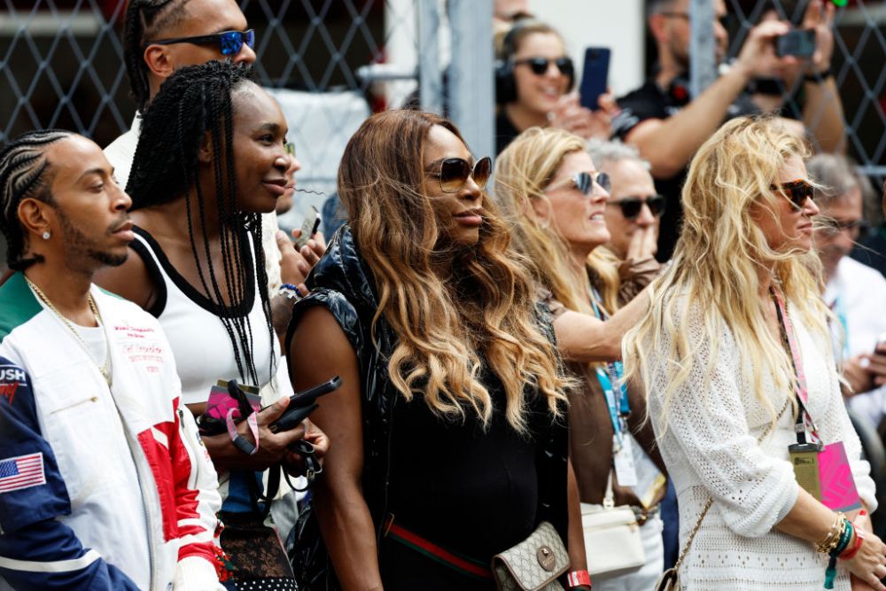 Shakira și Lindsey Vonn, apariții de senzație la Grand Prix-ul din Miami! Vedetele s-au înghesuit la Formula 1 _37