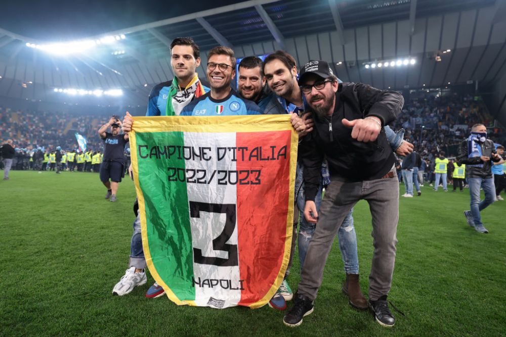 Fanii lui Napoli au început să vândă gazonul de pe Dacia Arena! Cât costă o brazdă de iarbă_16