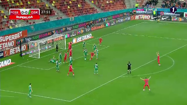 David Airlines! Miculescu s-a înălțat peste defensiva adversă și a marcat primul gol din play-off_16