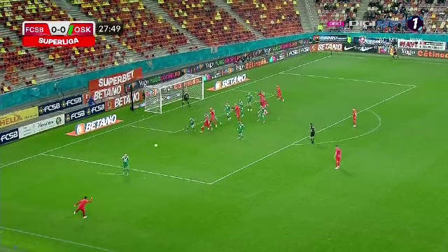 David Airlines! Miculescu s-a înălțat peste defensiva adversă și a marcat primul gol din play-off_5