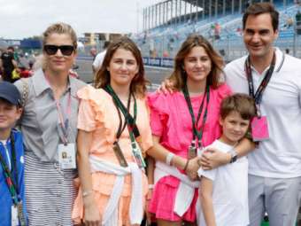 
	Imagini rare! Roger Federer a apărut alături de soție și copii la Grand Prix-ul din Miami

