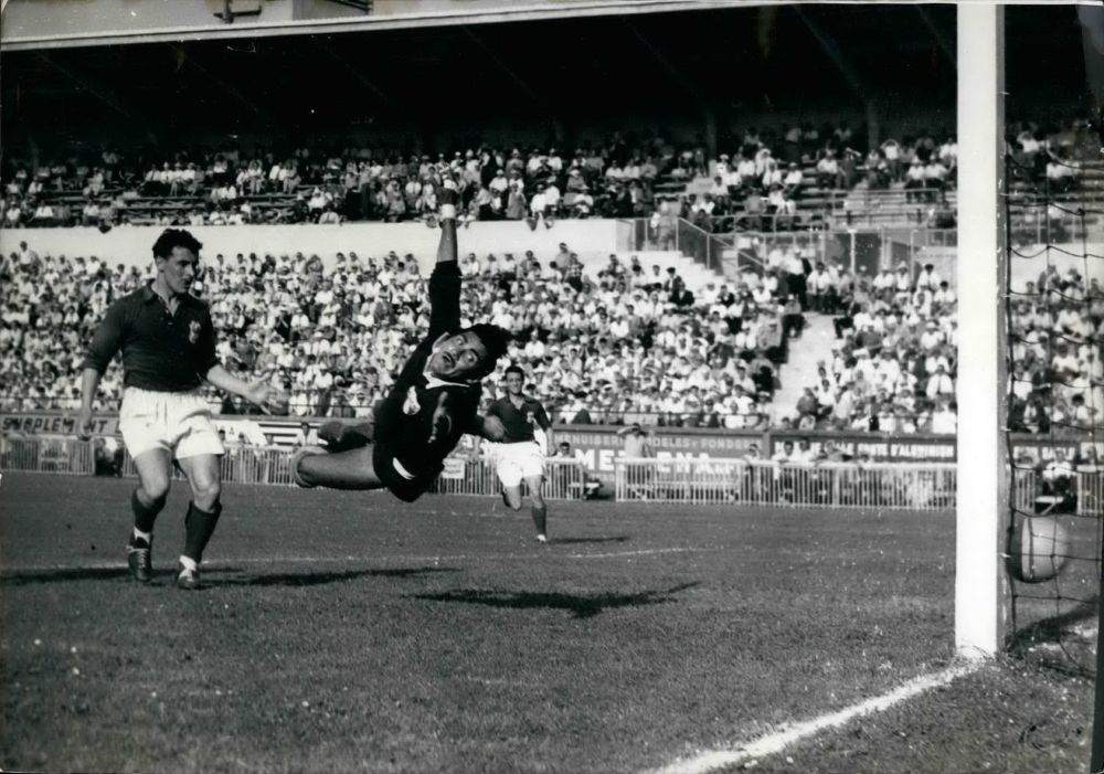 A murit legendarul Antonio Carbajal, primul fotbalist care a jucat la 5 Campionate Mondiale!_2