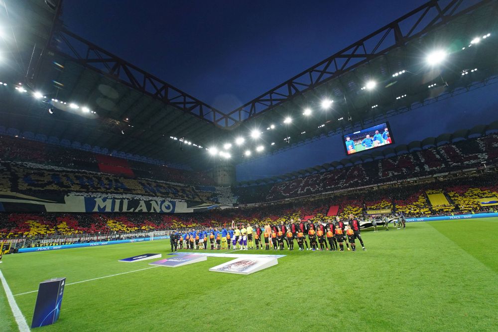 Show pe San Siro! Coregrafii speciale pregătite de fanii lui Milan și Inter pentru derby-ul din semifinalele Champions League_6