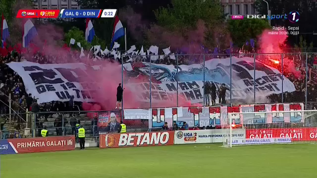 Nebunie la Galați! Fanii au întreținut atmosfera la Oțelul - Dinamo: hârtie, materiale pirotehnice și artificii_12