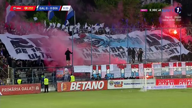 Nebunie la Galați! Fanii au întreținut atmosfera la Oțelul - Dinamo: hârtie, materiale pirotehnice și artificii_18